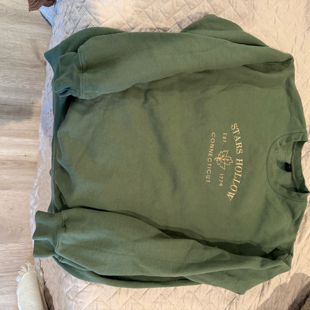 Green Stars Hollow Sweatshirt